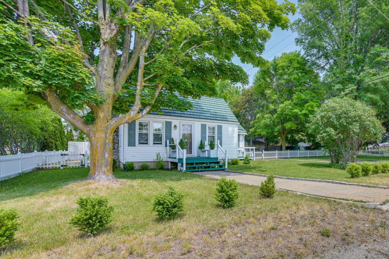 Boyne City Cottage Walk To Downtown And Lake! Εξωτερικό φωτογραφία