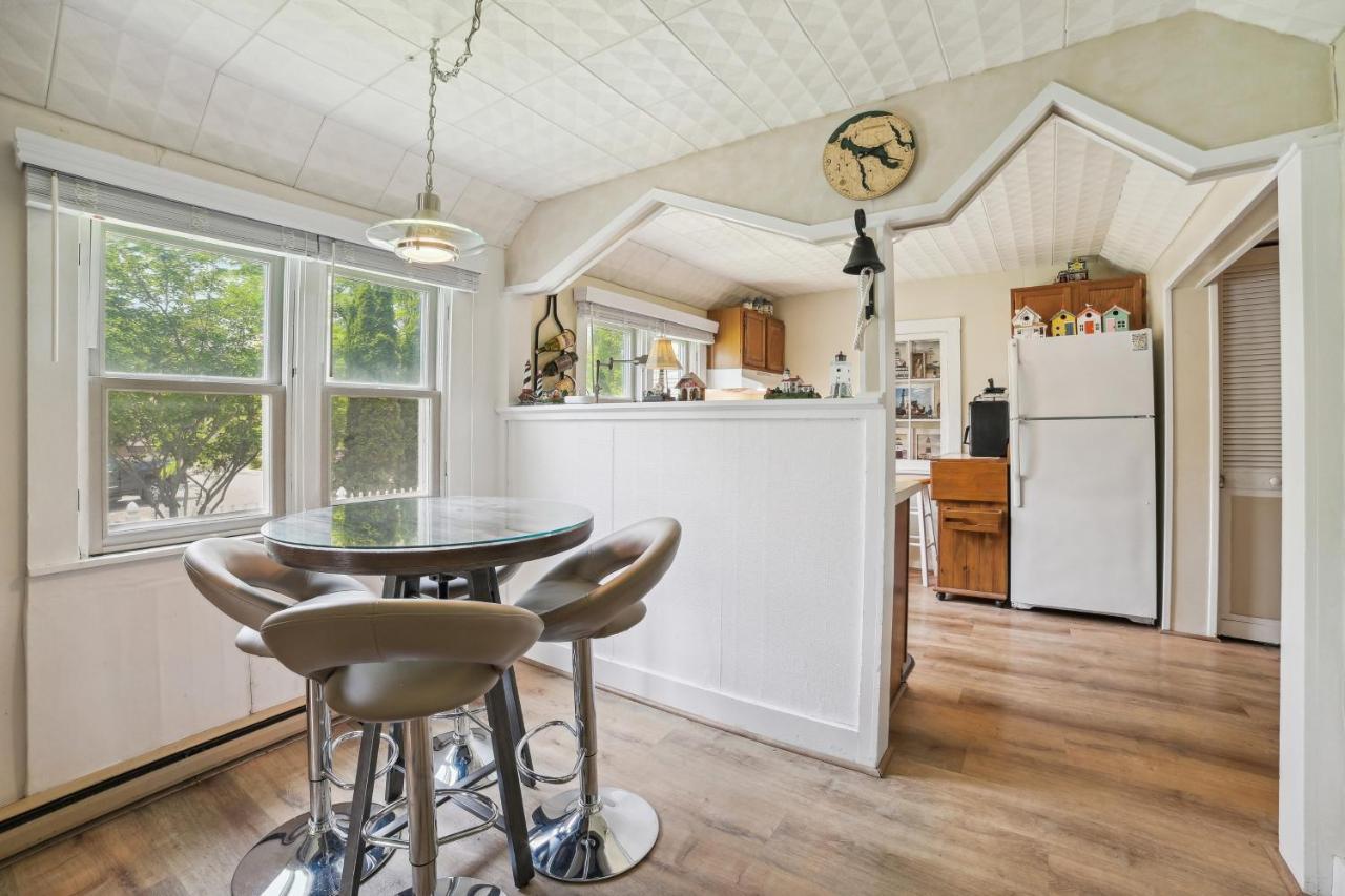 Boyne City Cottage Walk To Downtown And Lake! Εξωτερικό φωτογραφία